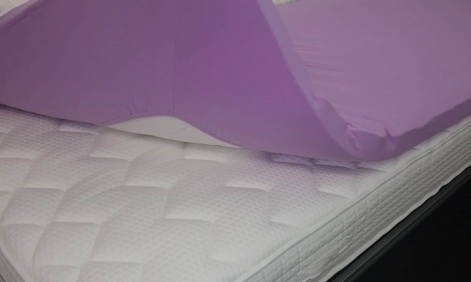 Einbetten-der-Ecken-1jpg - Schweizer Bettwaren Schweizer Bettwaren Einbetten-der-Ecken-1jpg